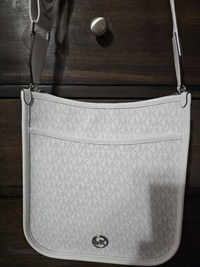 Brand New, Never Used, W/tag Michael Kors White & Silver Signature Crossbody Bag